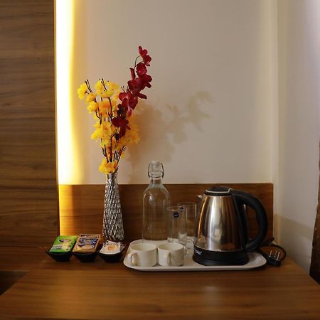 Silverkey Hotel Yelahanka بنغالور المظهر الخارجي الصورة