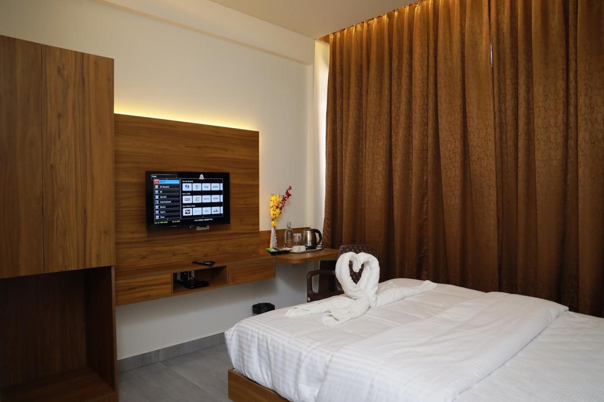 Silverkey Hotel Yelahanka بنغالور المظهر الخارجي الصورة