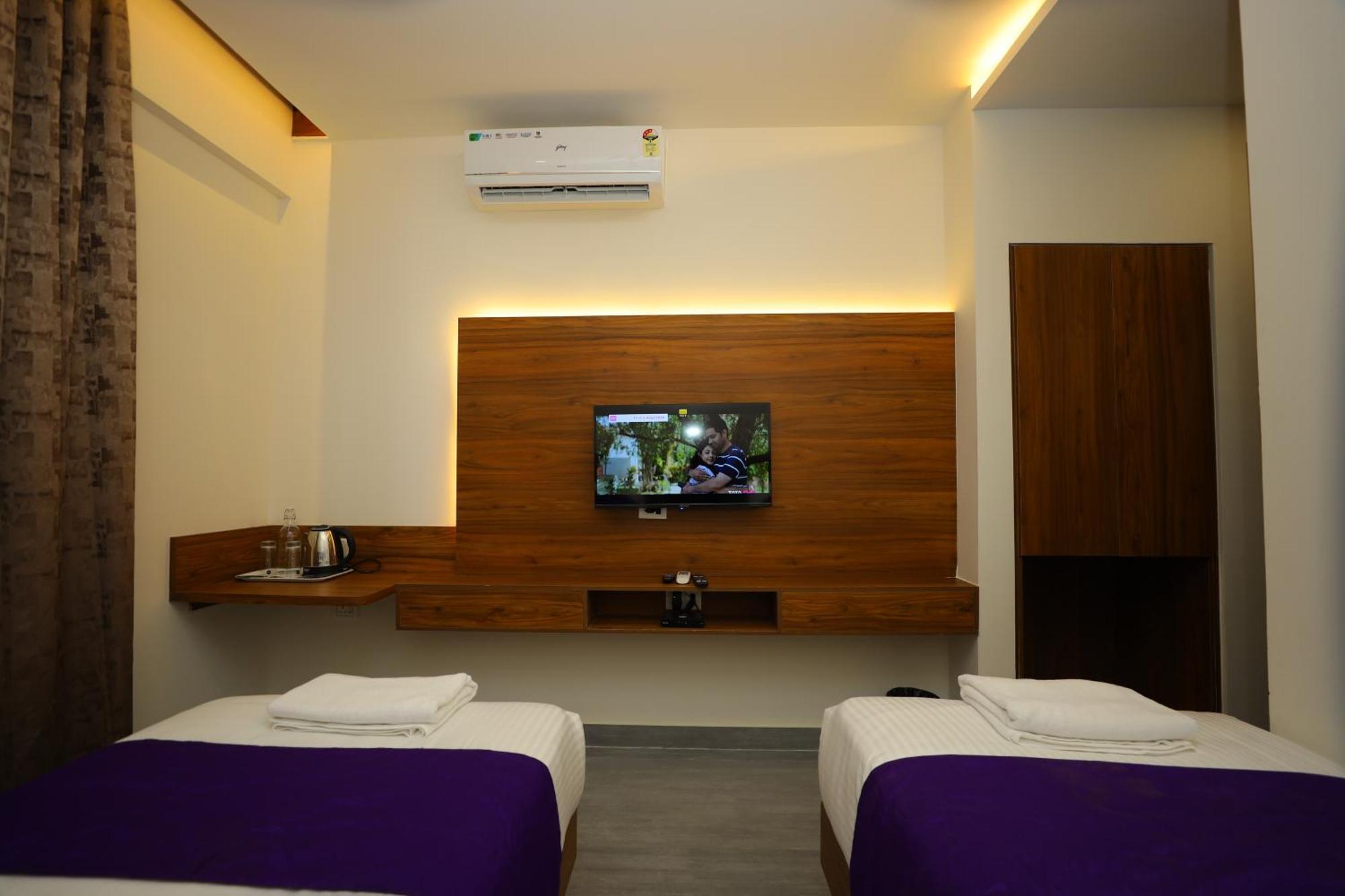 Silverkey Hotel Yelahanka بنغالور المظهر الخارجي الصورة